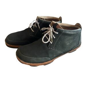 OLUKAI Kamuela Men's Size 12/EU 45 Leather Lace Up Chukka Embossed Ankle Boot